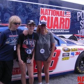 Michele Barker Photo 35
