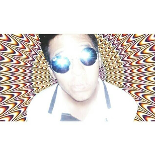 Jonathan Perez Photo 7