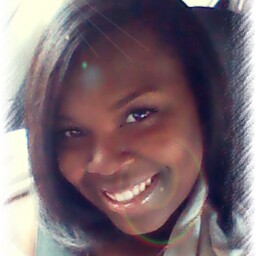 Alexandria Johnson Photo 36