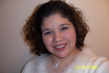 Veronica Salazar Photo 23