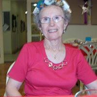 Pauline Proctor Photo 9