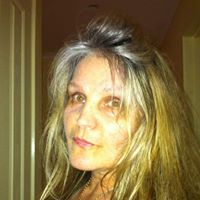 Debbie Hunter Photo 9