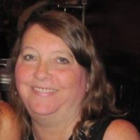Joanne Lowe Photo 32