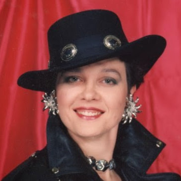 Michele Wolfe Photo 15