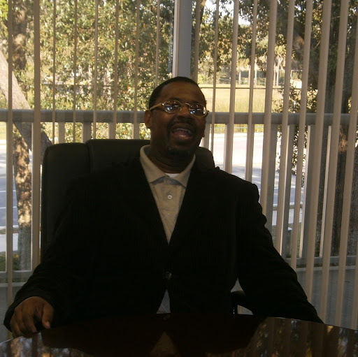 Floyd Walker Photo 34