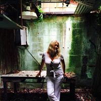Victoria Linton Photo 3