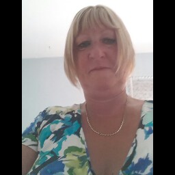 Barbara Yates Photo 38