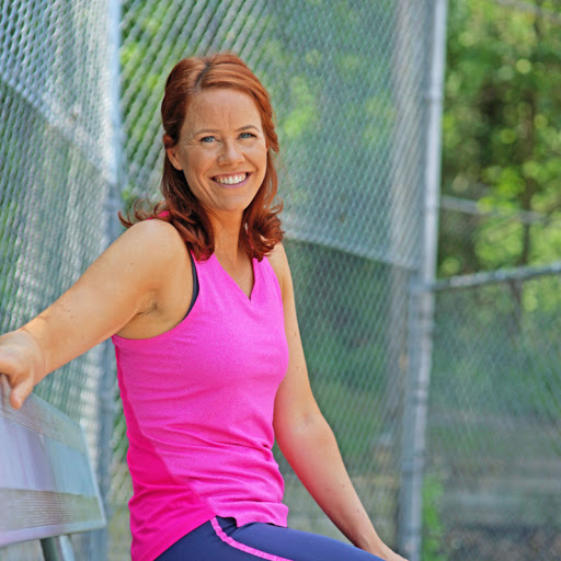 Stephanie Springer Photo 41