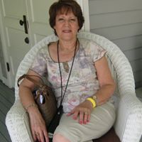 Wendy Wells Photo 40