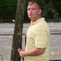Robert Pauley Photo 31