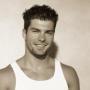 Jamie Newton Photo 24