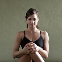 Anna Langley Photo 6