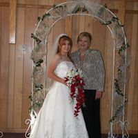 Robin Meadows Photo 14