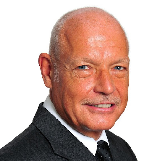 Robert Bowser Photo 17