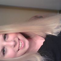 Lindsay Goodrich Photo 3