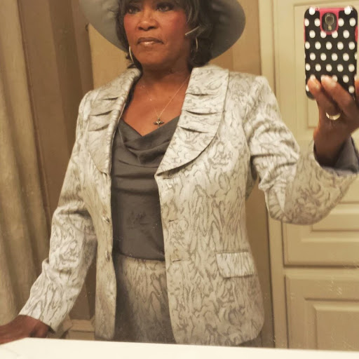 Judi Jones Photo 25