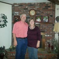 Vicki Lowe Photo 15