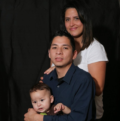 Moises Henriquez Photo 5