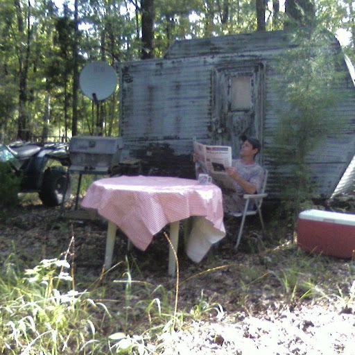 Dee Cooper Photo 17