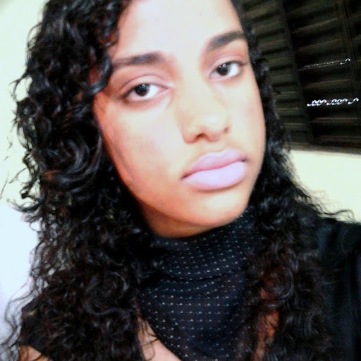 Danielle Monteiro Photo 11
