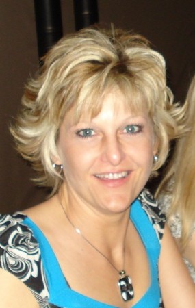 Angela Snyder Photo 49