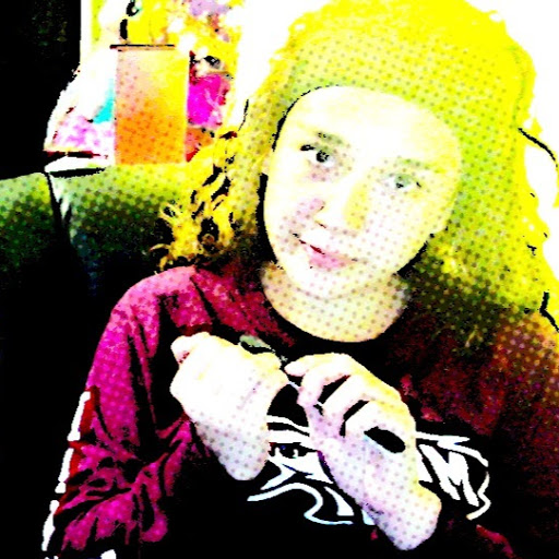 Victoria Garza Photo 13