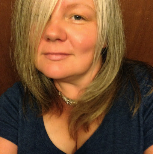 Stephanie Puckett Photo 17