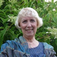 Christine Wicks Photo 24