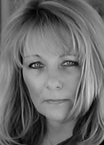 Debbie Bray Photo 30