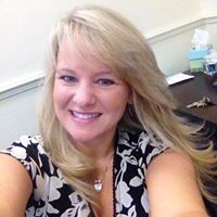 Sandy Richter Photo 13
