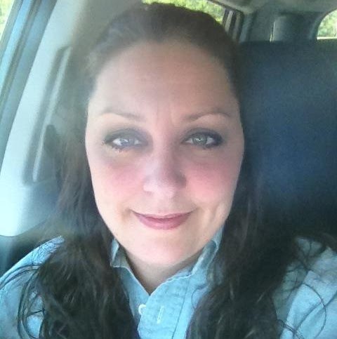 Amanda Turner Photo 9