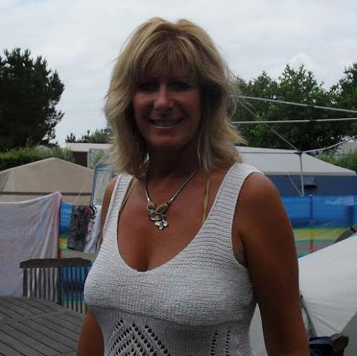 Paula Alexander Photo 35