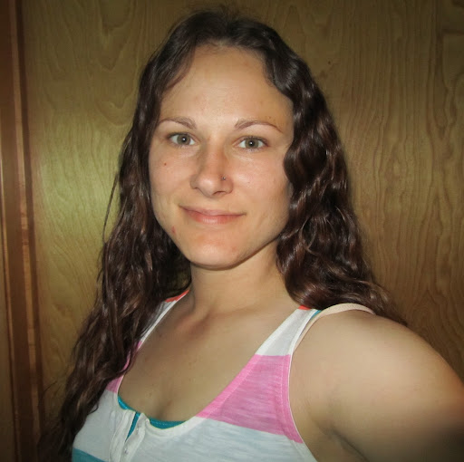 Kristen Moore Photo 36