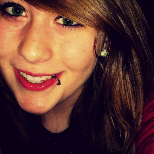 Olivia Gordon Photo 7