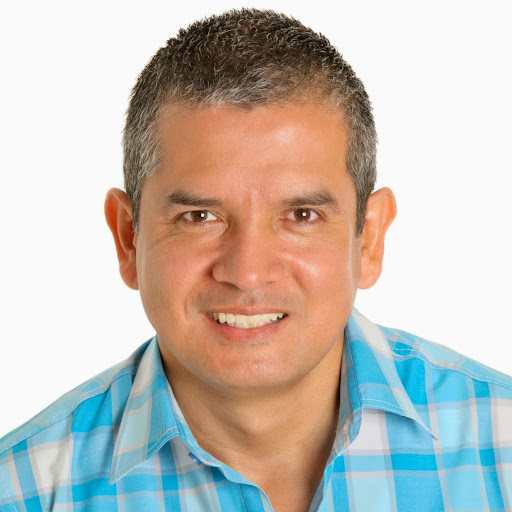 Alexander Torrado Photo 2