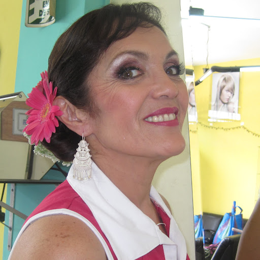 Nelly Valdiviezo Photo 10