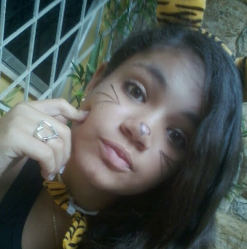 Paula Felipe Photo 25