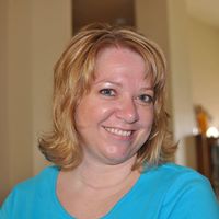 Jennifer Volk Photo 26