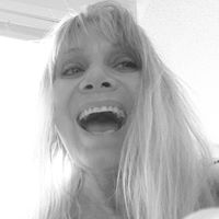 Janet Stevens Photo 36