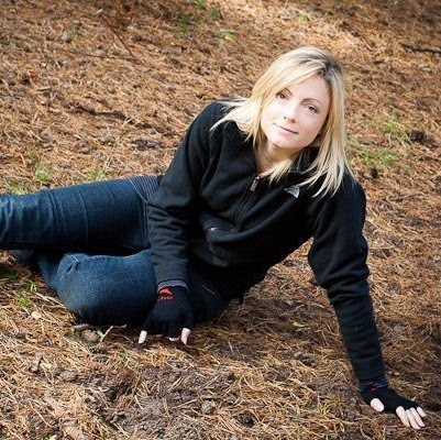 Angela Tompkins Photo 12