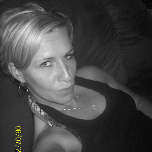 Robin Morton Photo 13
