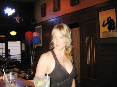 Kelly Green Photo 32