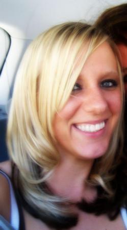 Amanda Huff Photo 9