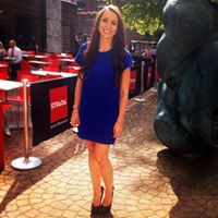 Kelly Oliver Photo 33