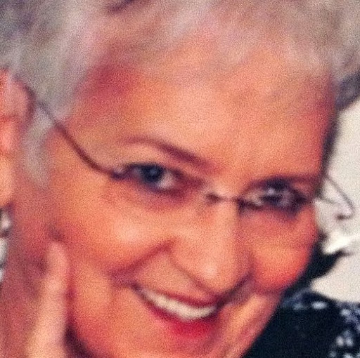 Janet Short Photo 15
