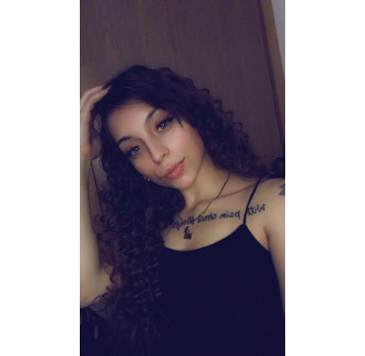 Yessenia Rodriguez Photo 10