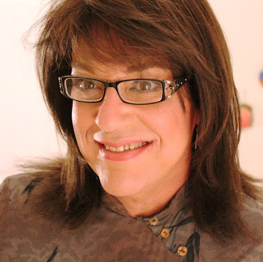 Michelle Mackey Photo 12