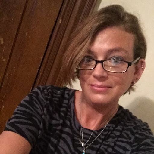 Lisa Lenhart Photo 21