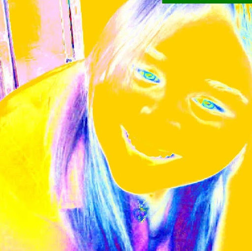 Victoria Nowak Photo 12