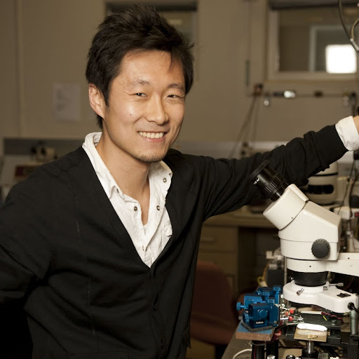 Yan Zheng Photo 14